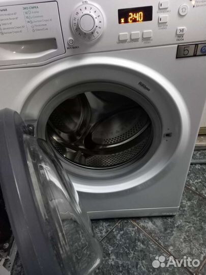 Продаётся стиральная машинка Аристон