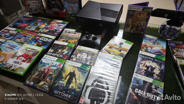Xbox 360 slim 250GB мега набор, много игр диски