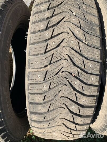 Kumho WinterCraft SUV Ice WS31 215/60 R17 96