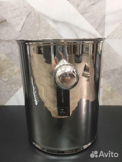 Ведерко для шампанского