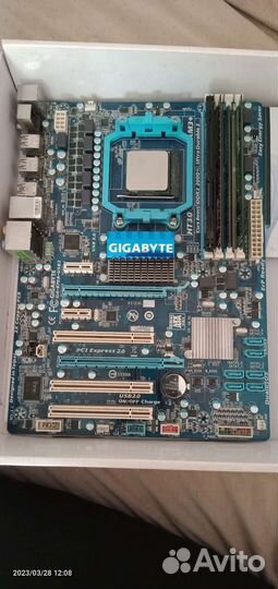 Продаю комплект