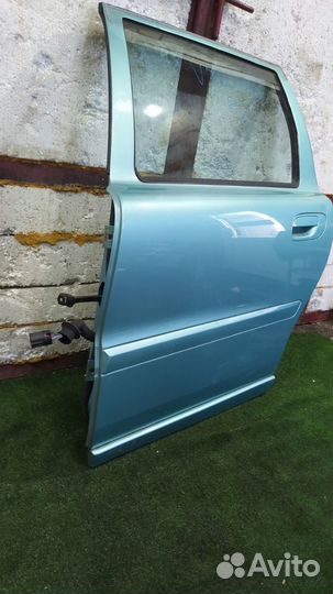 Дверь задняя левая в сборе задняя левая Volvo V70R