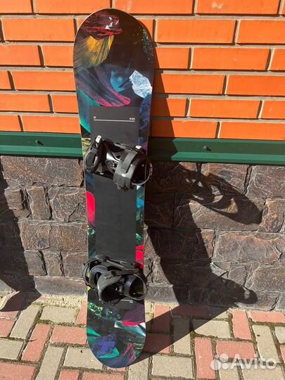 Сноуборд с креплениями