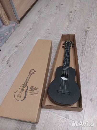 Укулеле Flight TUS-35BK. Практически новая