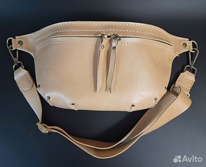 Сумка бананка женская натуральная кожа