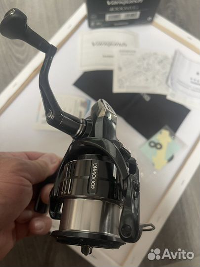 Рыболовная катушка shimano vanquish 4000MHG 2019