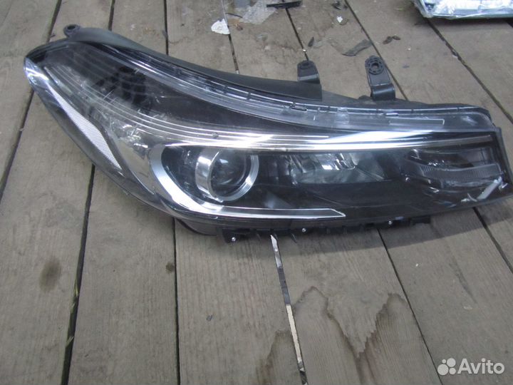 Фара правая kia cerato 3