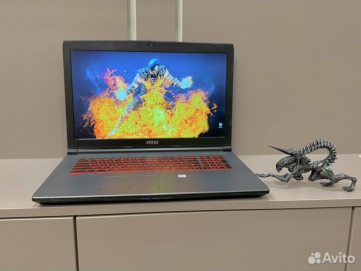 Msi 17.3/i7 7gen/12gb/GTX1050/ssd+1tb/ips Full HD