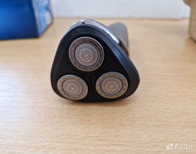 Бритва Phillips s1301/02