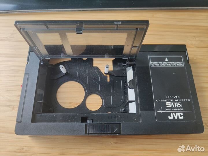 Адаптер для видеокассет VHS-C