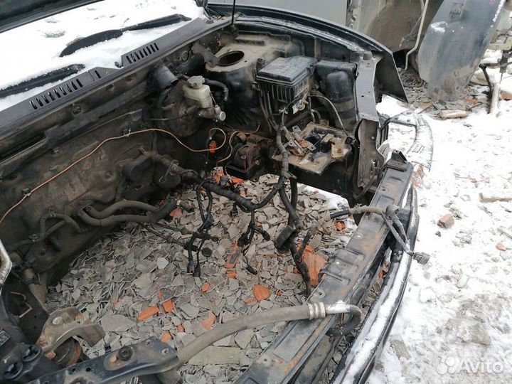 Передняя часть кузова Hyundai Santa-fe