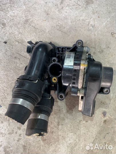 Помпа Audi A4 B8 2.0 CDN