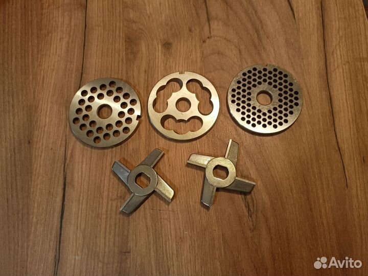 Комплект ножей и решеток для мясорубки мим-300