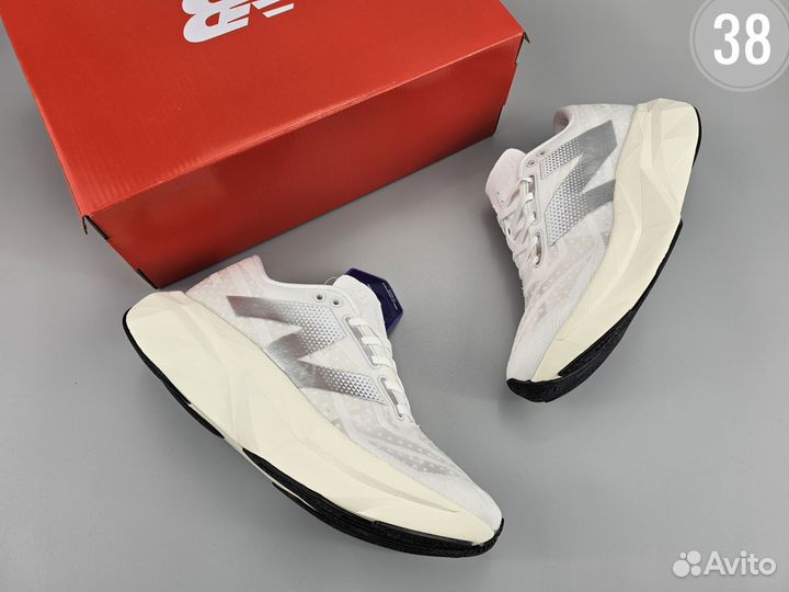 Кроссовки женские new balance elite v4