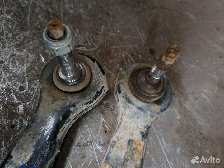 Рычаг задний поперечный BMW E53