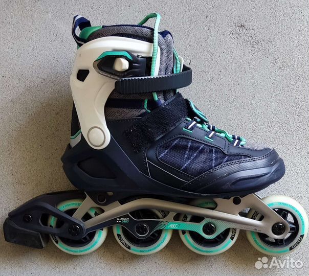 Роликовые коньки женские