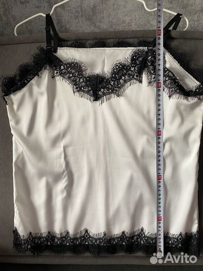 Топ атласный с кружевом