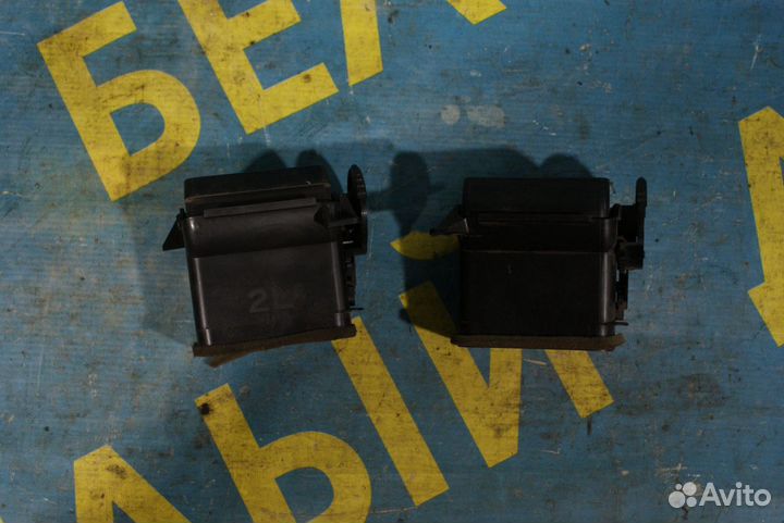 Дефлектор Mazda 323F BA