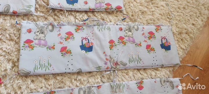 Бортики в детскую кроватку и балдахин