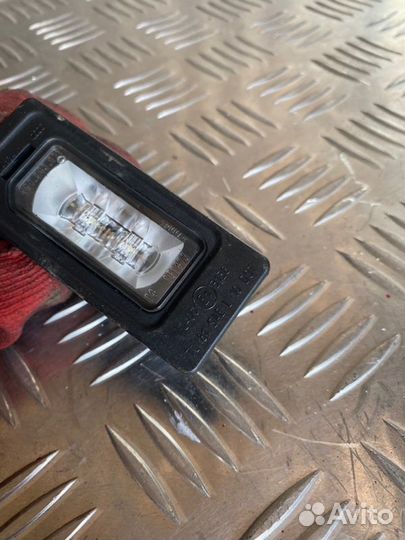 Фонарь подсветки Audi Q7 4M cvmd 2016