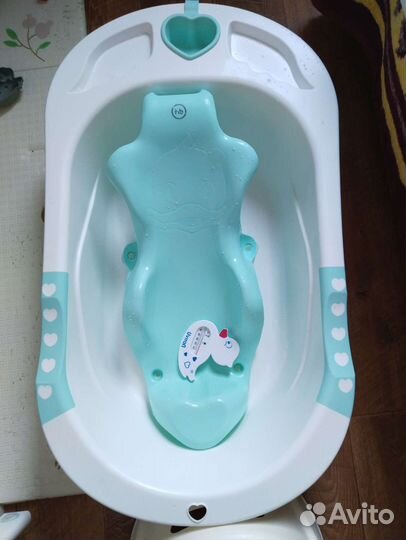 Ванночка для купания с горкой