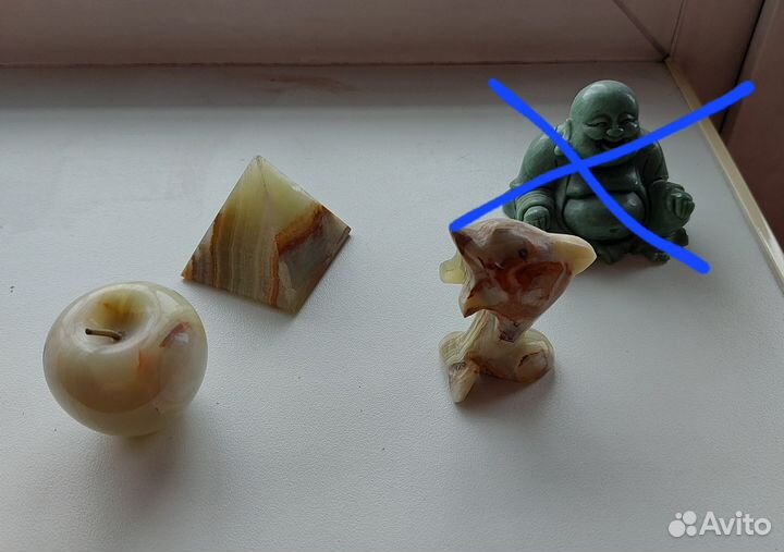 Статуэтки из оникса