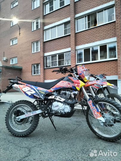 Продам мото брался 1 год с магазина