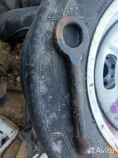 Буксировочный крюк Hyundai getz