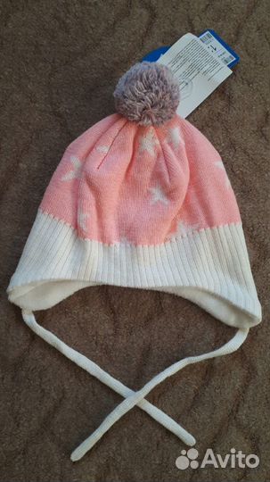 Шапки для девочки новые