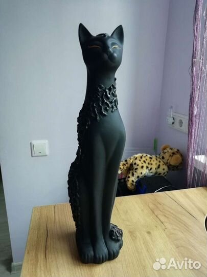 Кошка декоративная