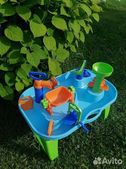 Столик для игр с водой