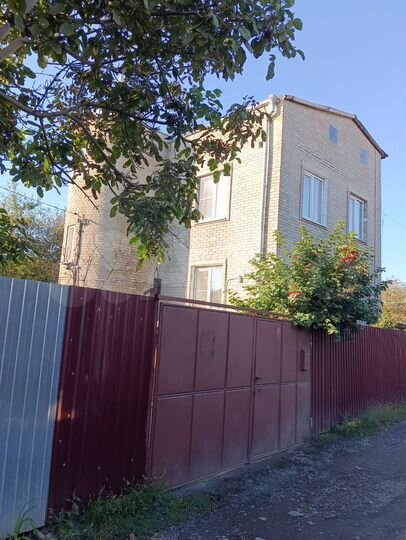 Дом 156 м² на участке 3 сот.