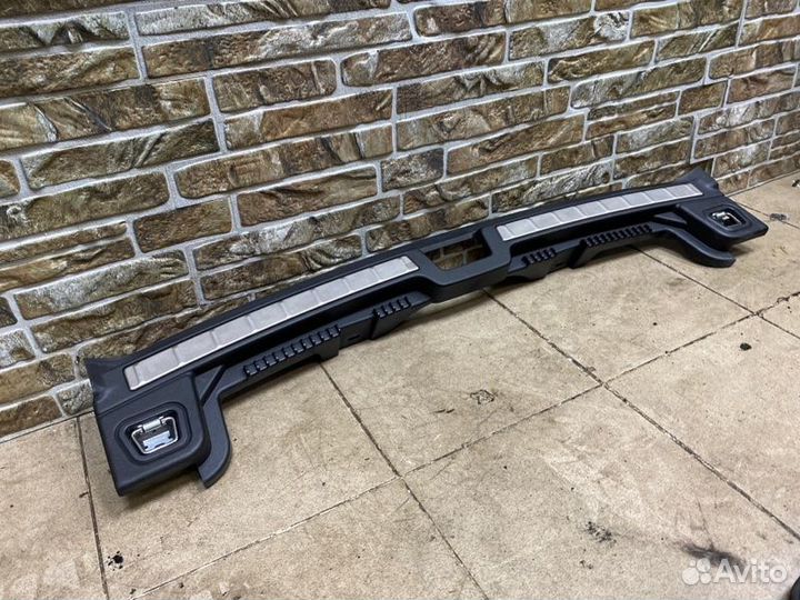 Накладка замка багажника Volvo Xc90 2 2.0 dizel