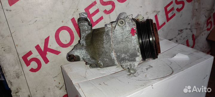 Компрессор кондиционера Opel Astra h 1,8