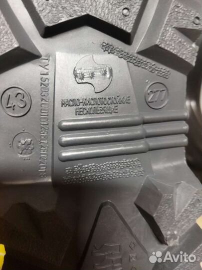 Сапоги резиновые с металлической защитой