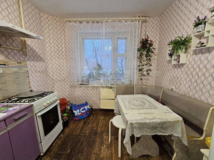 4-к. квартира, 80,6 м², 1/9 эт.