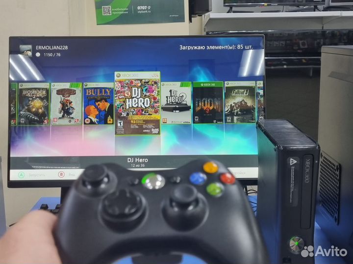 Прошитая xbox360S 500gb + много крутых игр