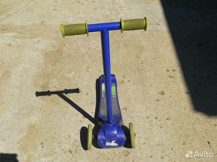 Самокат для малышей