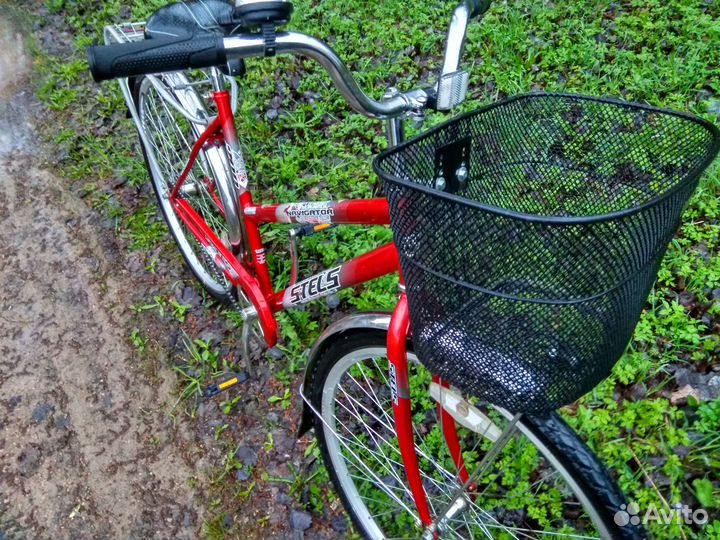 Велосипед взрослый Stels Navigator 300