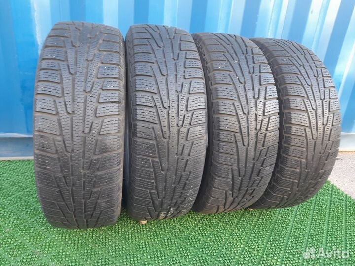 Nokian Tyres Hakkapeliitta R 225/65 R17 124R