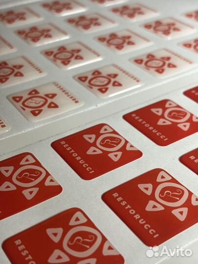 Наклейки со смолой