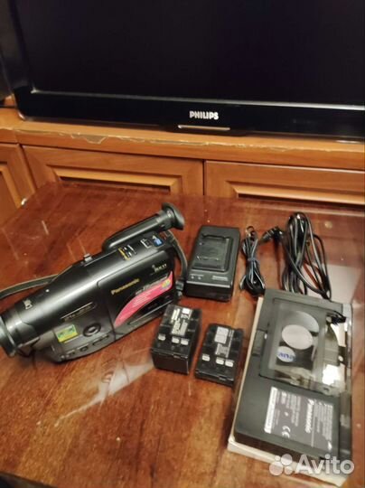 Видеокамера Panasonic NV rx11en