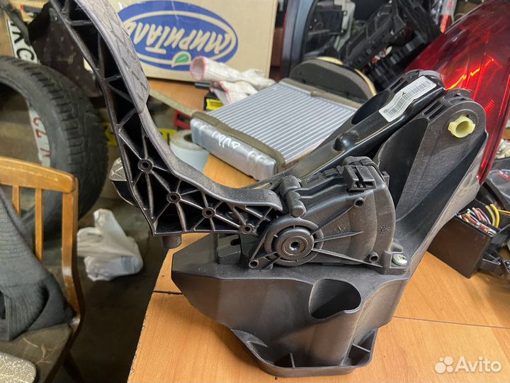 Педаль газа Volkswagen Polo 5