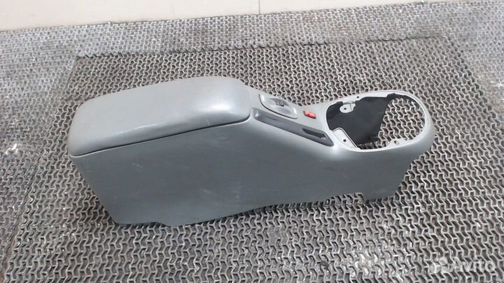 Консоль салона Chrysler Sebring, 1998