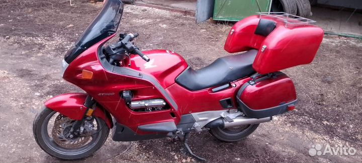 Мотоцикл Honda Pun European ST1100