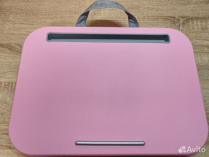 Столик для ноутбука с подушкой