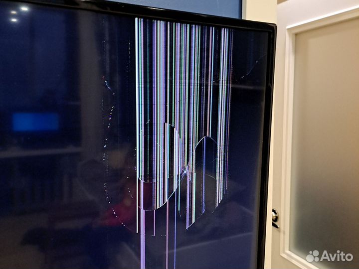 Продам телевизор mi на запчасти