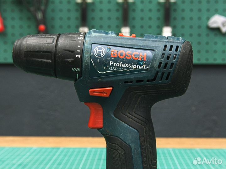 Шуруповерт Bosch Professional GSR 120-LI