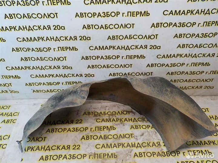 Локер передний правый Mitsubishi Pajero III 1999