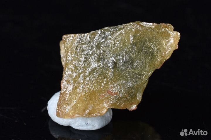 Зеленый сапфир, циркон. Лот №897